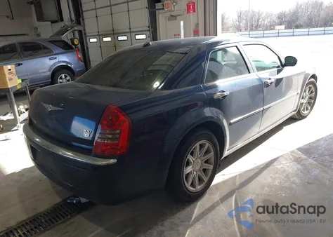 2005 Chrysler 300C from USA, damaged, VIN 2C3JA63H55H576907